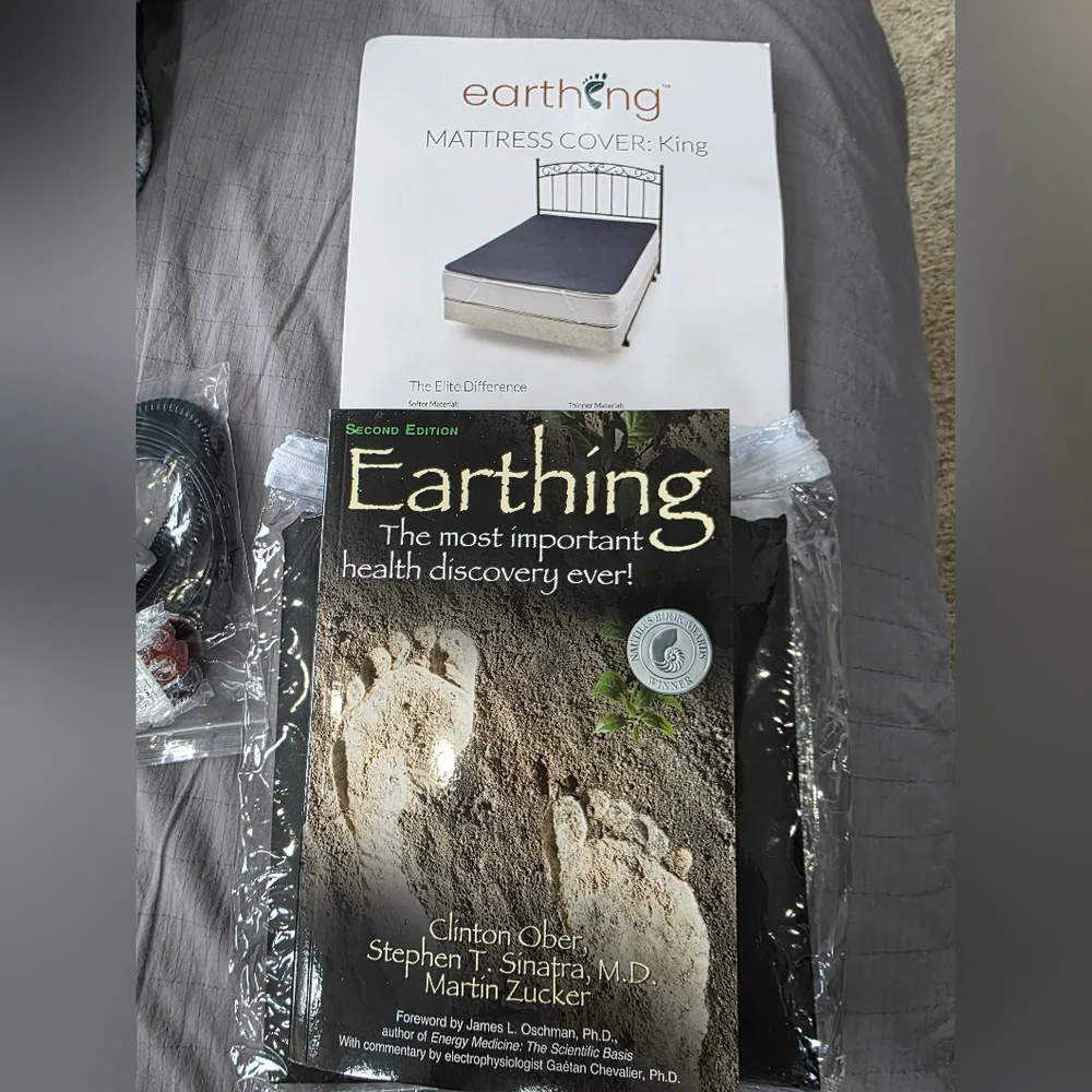 Earthing Mattress Cover Kit - Black.  King